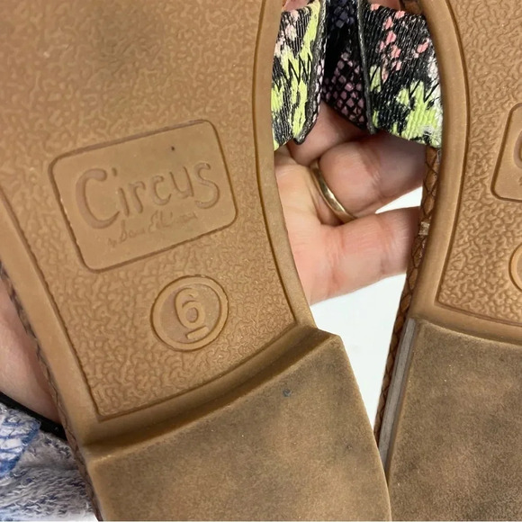 Sam Edelman Circus Womens 6 Clover Open Toe Slide Sandals Pink Green Blue - Picture 5 of 5